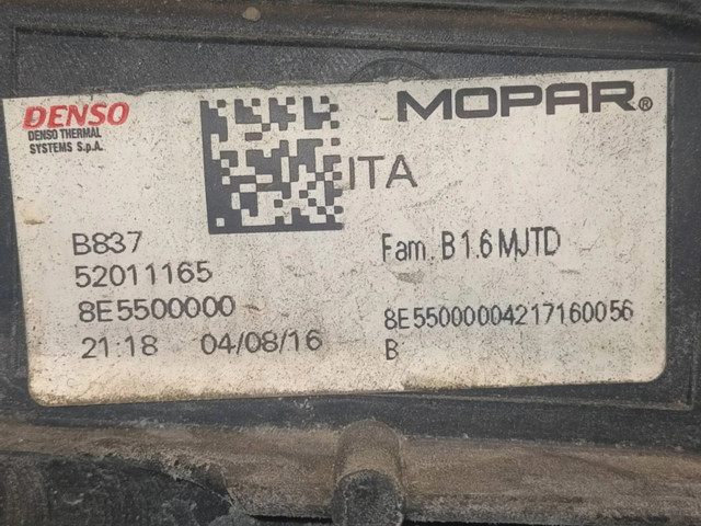 Вентилятор радиатора 52182015 Fiat 500X