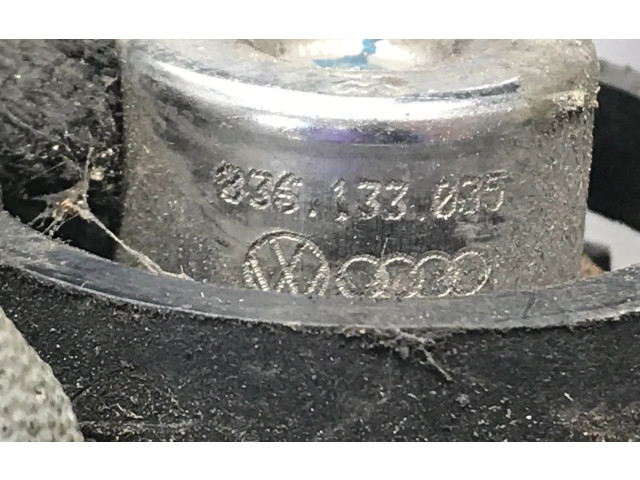 Топливная рампа 032133319   Volkswagen Golf III  