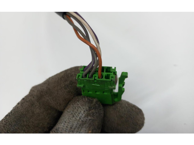 Зеркало электрическое        Volkswagen New Beetle  1998 - 2011 года   