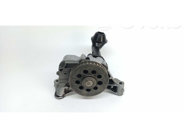 Масляный насос CAYC 03L115105B Skoda Superb B6 (3T)