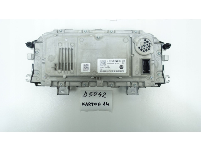 Панель приборов 5H0920340B Volkswagen Golf VIII