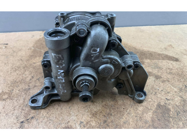 Масляный насос N47D20C 7707492024, 11417810451 BMW 1 E81 E87