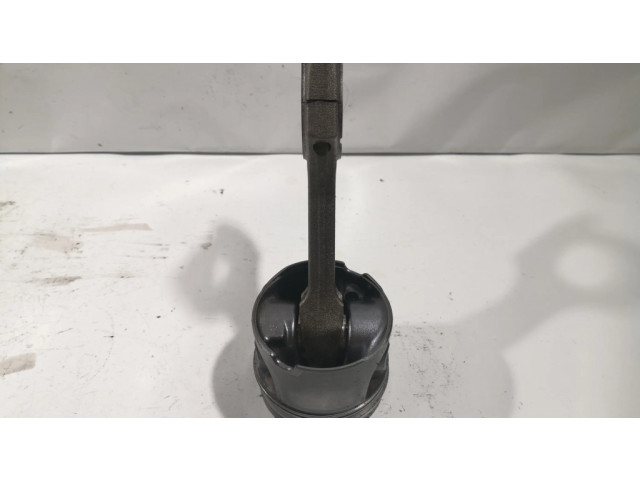 Поршень с шатуном 1741 BMW X5 E70 для дизельного двигателя 3.0