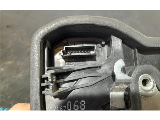 Zámek zadních dveří BMW 1 E81 E87 2007