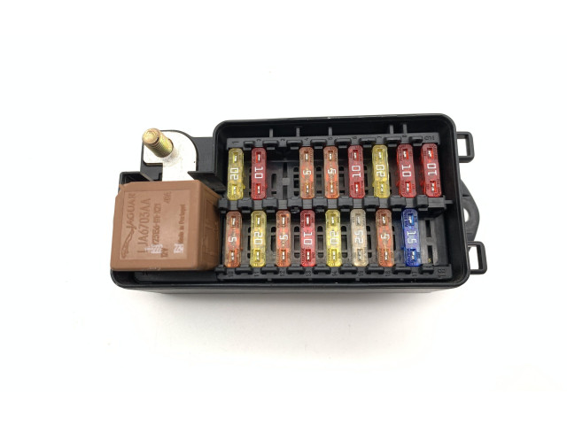 Блок предохранителей LJG2800BA, 073716020702 Jaguar XK8 - XKR