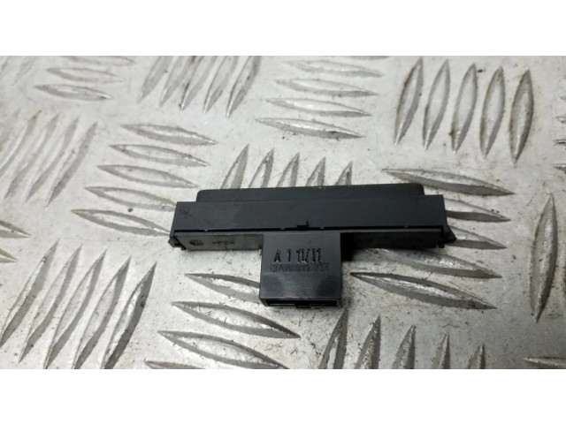 Включатель надувной подушки для пассажира