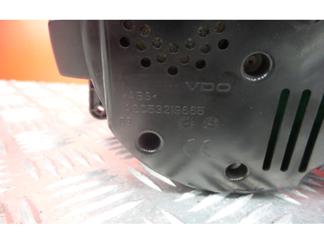 Панель приборов V0009000, 3T1920841E Skoda Superb B6 (3T)