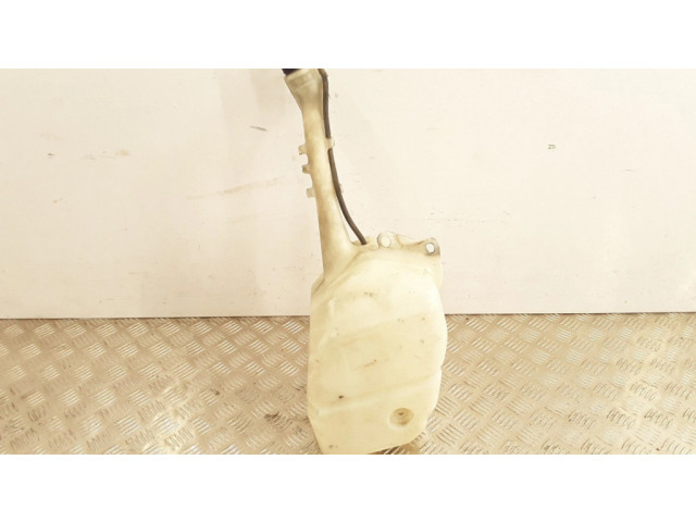 Бачок оконной жидкости