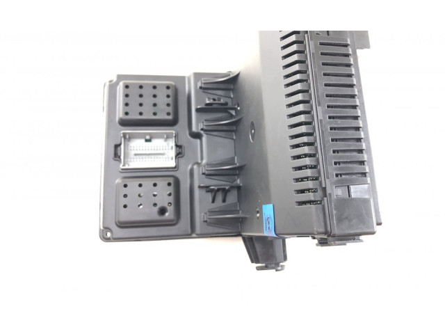 Блок комфорта 28024617, 31394157 Volvo XC90