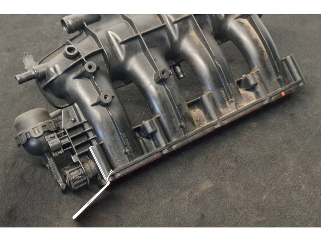 Всасывающий коллектор    06H133185AE   Audi Q5 SQ5