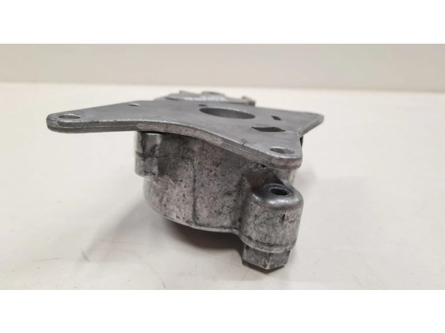 Натяжитель ремня генератора