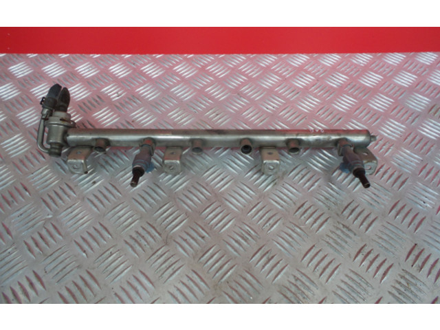 Vstřikovací lišta 022133315L, 568 Volkswagen Phaeton