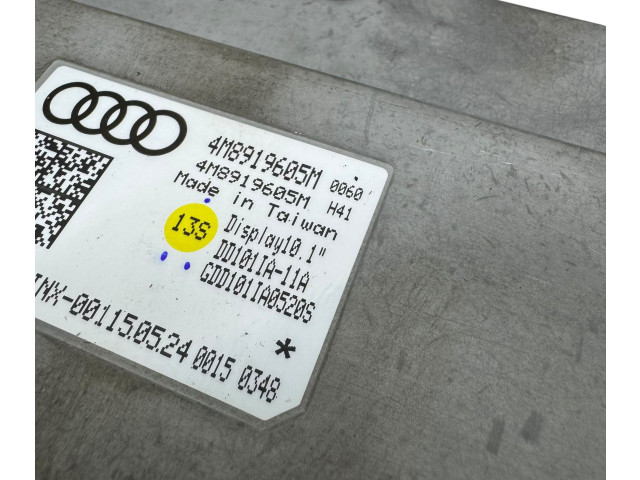 Экран/ дисплей / маленький экран 4M8919605M Audi Q8