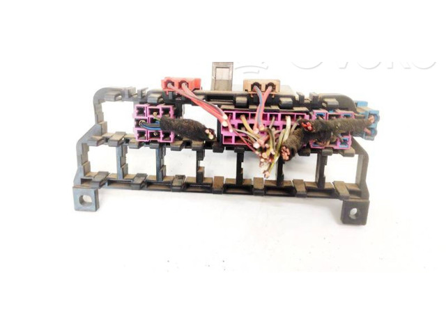 Блок предохранителей  8D0937503E   Audi A6 S6 C5 4B    