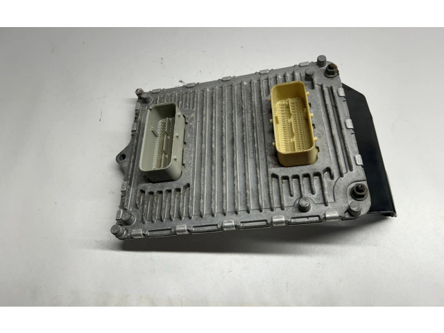 Блок управления двигателя 68243309AB, P68243309AB Dodge Challenger