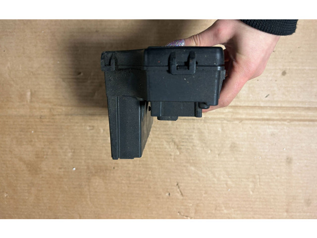 Блок предохранителей P04692207AG Jeep Patriot