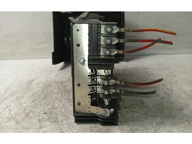 Pojistková skříňka 3C0937125A Volkswagen PASSAT 2014