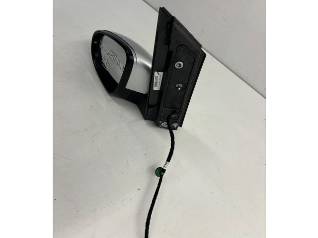 Зеркало электрическое Volkswagen Touran II 2010 - 2016 года