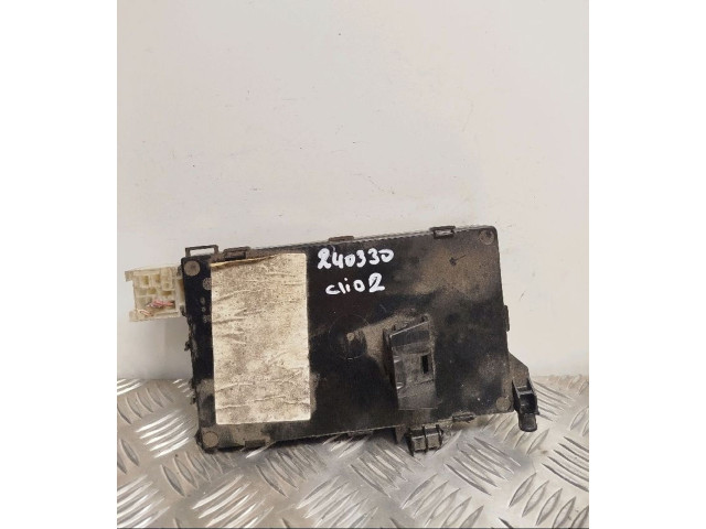 Ящик предохранителей (комплект) P8200621762 Renault Clio II