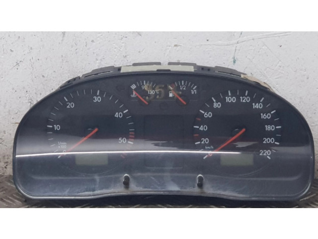 Přístrojová deska  Volkswagen PASSAT B5 1998 3B1919860C  