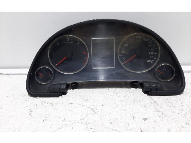 Přístrojová deska Audi RS4 B7 2004 02636263626065