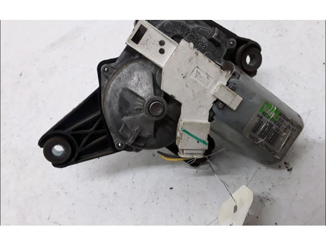 Моторчик заднего дворника 8200734582    Dacia Duster