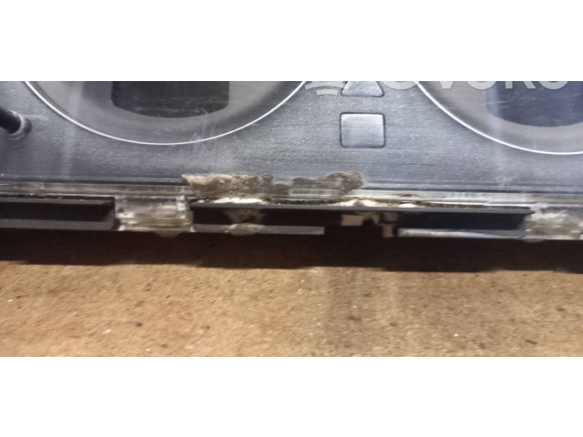 Панель приборов 8691648   Volvo XC90       