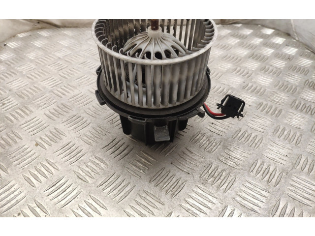 Вентилятор печки 8K2820021 Audi A5 8T 8F