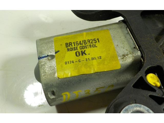 Моторчик заднего дворника A2518200042, A251820042    Mercedes-Benz ML W166