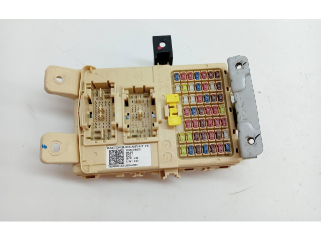 Блок предохранителей  91950-H8570   KIA Rio    