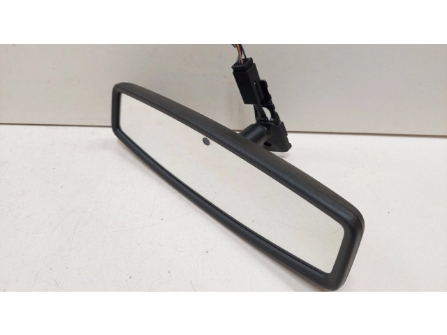 Зеркало заднего вида (в салоне)
