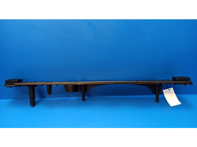 Другая деталь отделки багажника