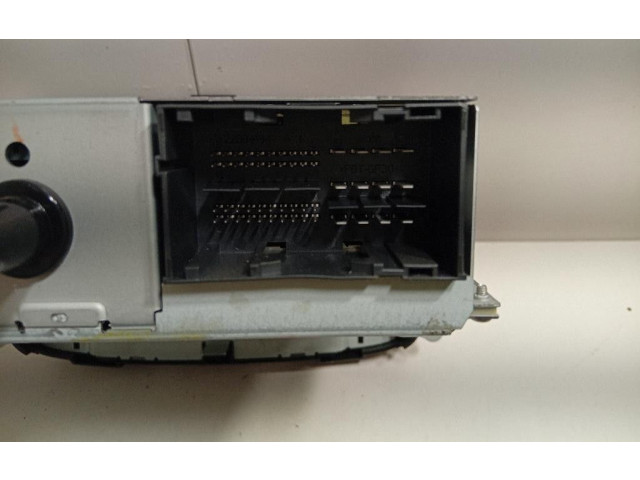 Радио/ проигрыватель CD/DVD / навигация 01561046470, 01561046470 Alfa Romeo Giulietta