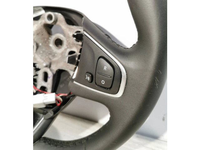Volant Renault Clio IV 2019 484005241R, 639538500C