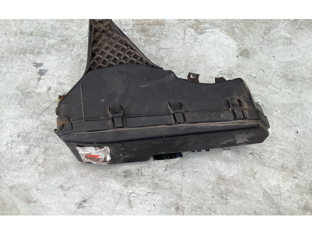 Блок предохранителей 9494210 Volvo V70