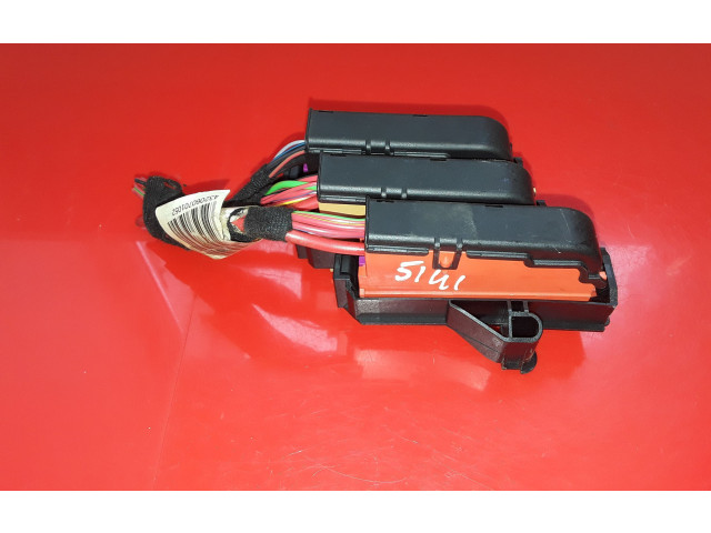   Pojistková skříňka 8K0941824   Audi A5 8T 8F 2009