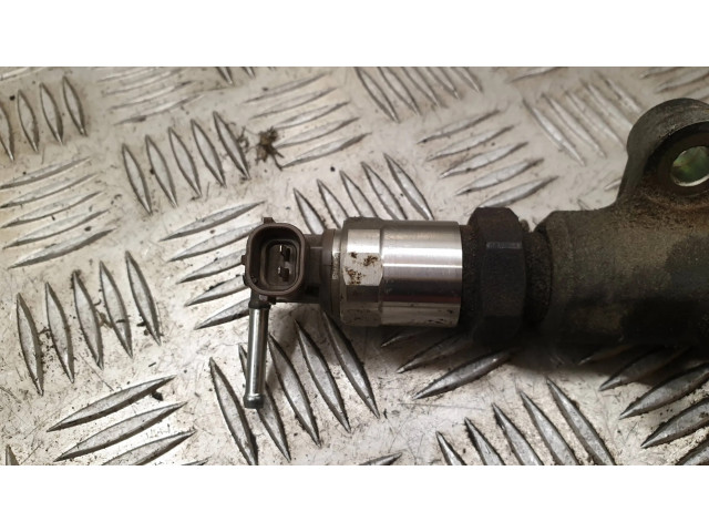 Топливная рампа 89458   Toyota Corolla Verso AR10 2.2 