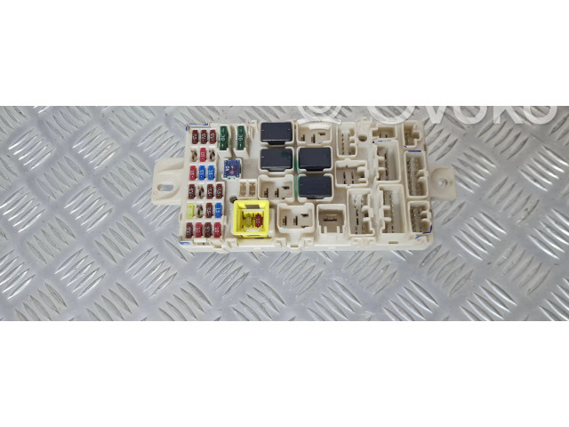 Блок предохранителей 8637B054, 20996V20108A Mitsubishi L200