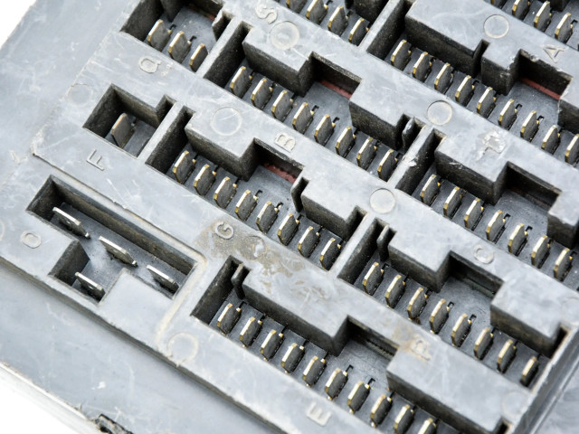 Pojistková skříňka 60565533 Alfa Romeo 164 1987