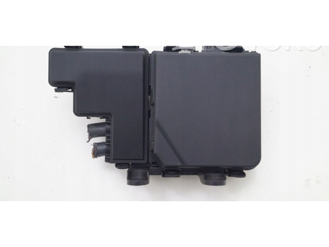 Pojistková skříňka 284B74BA0A Nissan X-Trail T32 2014