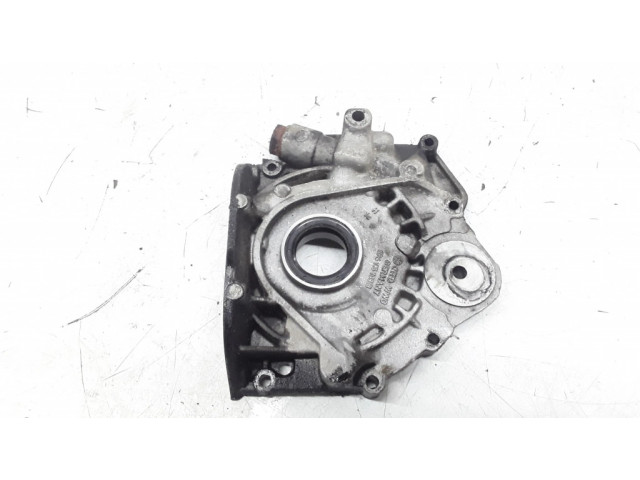 Масляный насос 074115109B Audi A6 S6 C4 4A 2.5