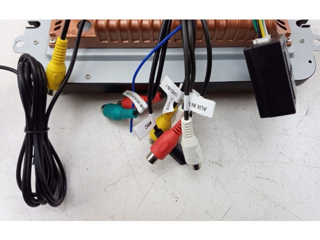 Дисплей       Volkswagen Jetta VI