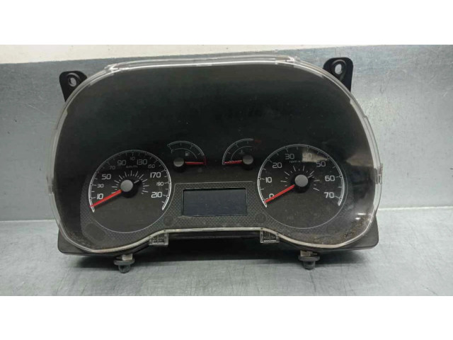 Панель приборов 1371616080, 503002183013   Peugeot Bipper       