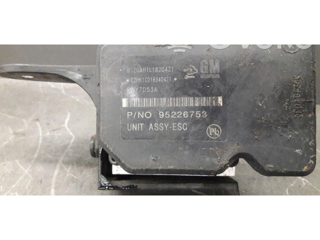 Блок АБС 95226753   Chevrolet  Spark M100, M150  1998 - 2005 года