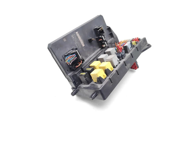 Блок предохранителей A9069006701, A9069013100    Volkswagen Crafter  BJK 