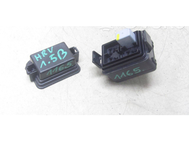 Блок предохранителей     Honda HR-V    