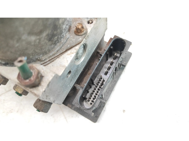 Блок АБС 0265231333, 8200229137 Renault Clio II 2001-2005 года