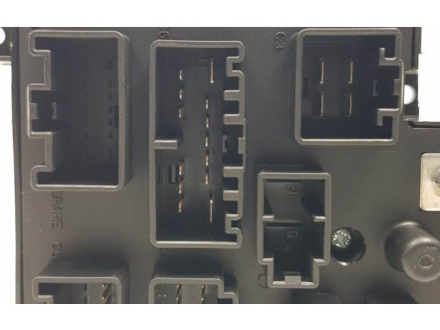 Pojistková skříňka 518828017, 8678449 Volvo XC70 2007