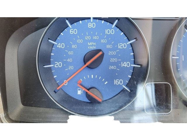 Панель приборов 30695998   Volvo C30       