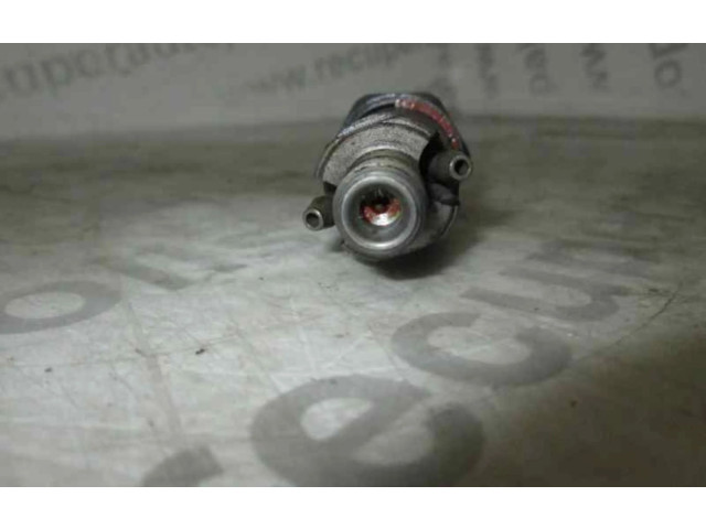 Форсунка LCR6735405    Renault Clio II   